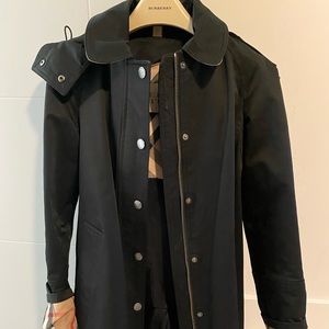 Burberry raincoat size 2